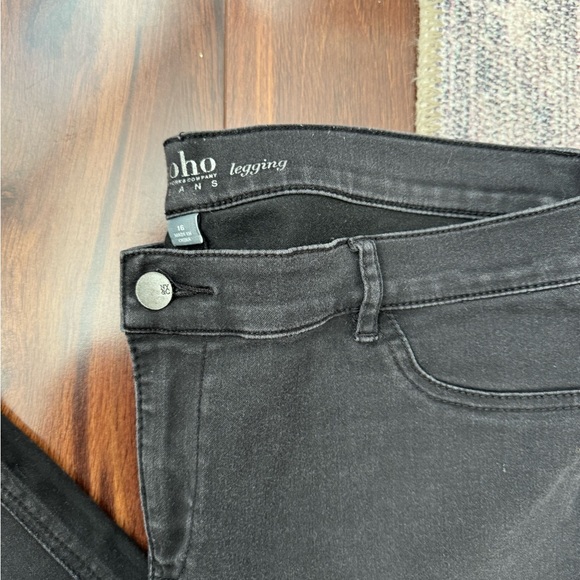 New York & Co jeggings - Picture 7 of 8